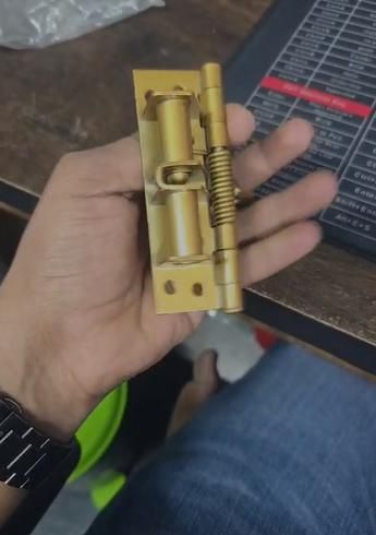 3 in 1 Automatic Door Hinge Lock – Self-Closing Spring Hinge for Doors & Cabinets